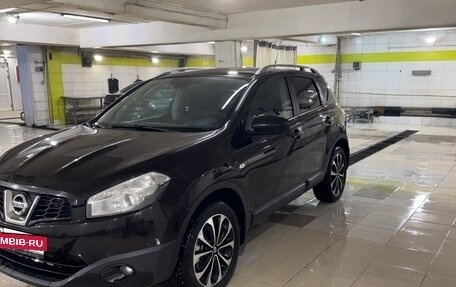 Nissan Qashqai, 2011 год, 950 000 рублей, 2 фотография
