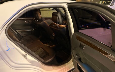 Mercedes-Benz E-Класс, 2015 год, 2 200 000 рублей, 9 фотография