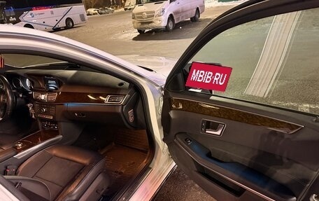 Mercedes-Benz E-Класс, 2015 год, 2 200 000 рублей, 10 фотография