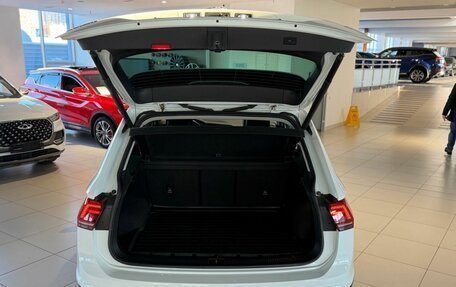 Volkswagen Tiguan II, 2020 год, 2 660 000 рублей, 11 фотография