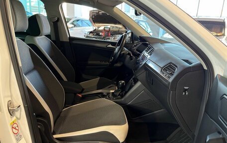 Volkswagen Tiguan II, 2020 год, 2 660 000 рублей, 26 фотография