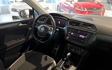 Volkswagen Tiguan II, 2020 год, 2 660 000 рублей, 25 фотография