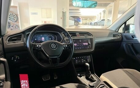 Volkswagen Tiguan II, 2020 год, 2 660 000 рублей, 18 фотография