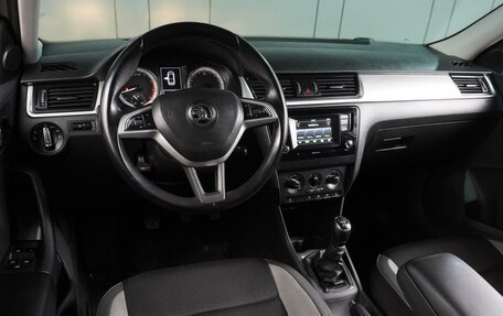 Skoda Rapid I, 2017 год, 1 079 000 рублей, 6 фотография