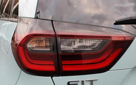 Honda Fit, 2023 год, 1 150 000 рублей, 7 фотография