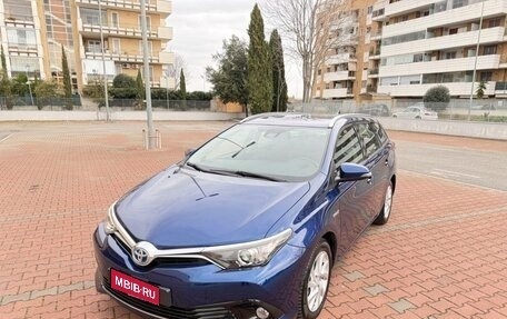 Toyota Auris II, 2018 год, 2 198 000 рублей, 1 фотография