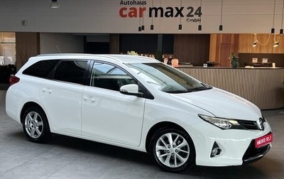 Toyota Auris II, 2014 год, 2 000 000 рублей, 1 фотография