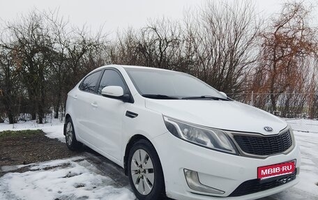 KIA Rio III рестайлинг, 2012 год, 800 000 рублей, 1 фотография