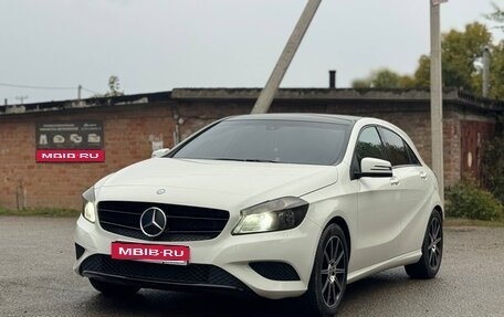 Mercedes-Benz A-Класс, 2014 год, 1 350 000 рублей, 1 фотография