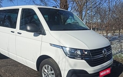 Volkswagen Multivan T6 рестайлинг, 2020 год, 4 500 000 рублей, 1 фотография