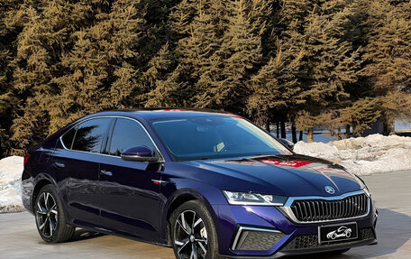 Skoda Octavia IV, 2022 год, 2 070 000 рублей, 1 фотография