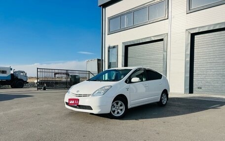 Toyota Prius, 2011 год, 749 999 рублей, 1 фотография