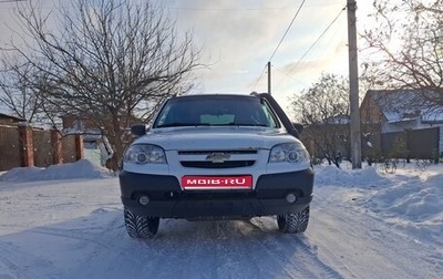 Chevrolet Niva I рестайлинг, 2017 год, 740 000 рублей, 1 фотография