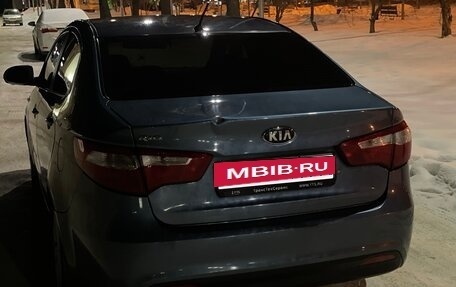 KIA Rio III рестайлинг, 2013 год, 700 000 рублей, 4 фотография