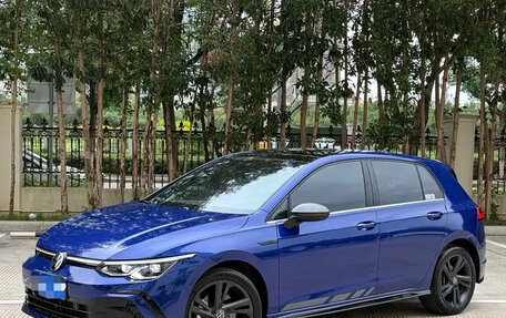 Volkswagen Golf VIII, 2023 год, 1 710 013 рублей, 3 фотография