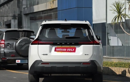 Toyota RAV4, 2026 год, 3 240 000 рублей, 9 фотография