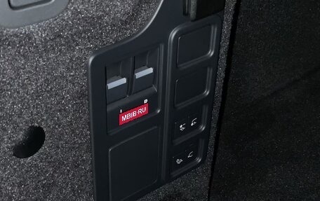 Land Rover Discovery IV, 2025 год, 11 950 000 рублей, 18 фотография