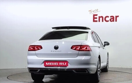 Volkswagen Passat B8 рестайлинг, 2022 год, 1 694 000 рублей, 4 фотография