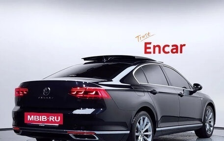 Volkswagen Passat B8 рестайлинг, 2022 год, 1 756 000 рублей, 3 фотография