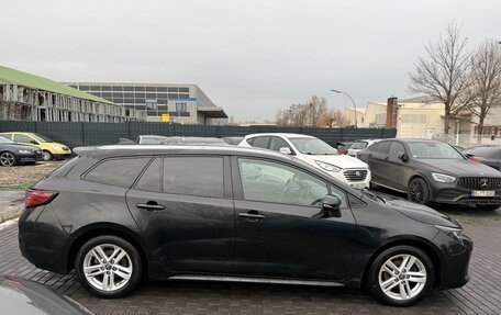 Toyota Corolla, 2023 год, 2 000 000 рублей, 4 фотография