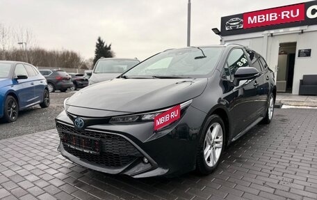 Toyota Corolla, 2023 год, 2 000 000 рублей, 3 фотография