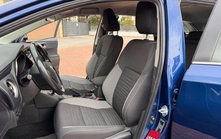 Toyota Auris II, 2018 год, 2 198 000 рублей, 10 фотография