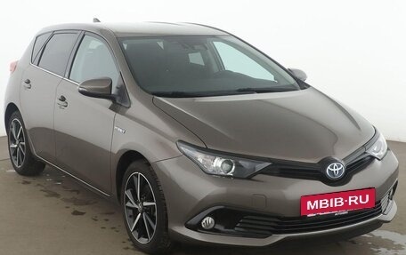 Toyota Auris II, 2018 год, 2 040 000 рублей, 7 фотография