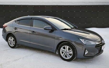 Hyundai Elantra VI рестайлинг, 2019 год, 1 360 000 рублей, 3 фотография