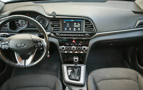 Hyundai Elantra VI рестайлинг, 2019 год, 1 360 000 рублей, 15 фотография