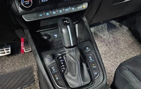 Hyundai Kona I, 2022 год, 1 550 000 рублей, 10 фотография