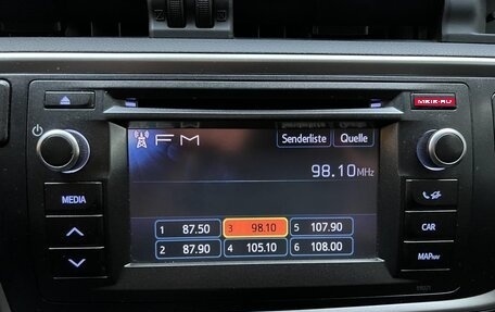 Toyota Auris II, 2014 год, 2 000 000 рублей, 13 фотография