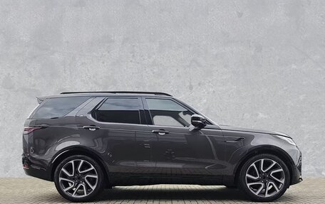 Land Rover Discovery IV, 2024 год, 13 050 000 рублей, 5 фотография