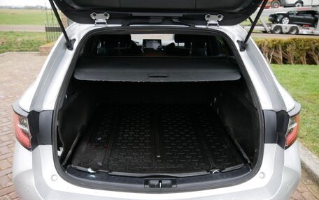 Toyota Corolla, 2021 год, 2 000 000 рублей, 8 фотография