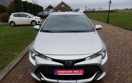 Toyota Corolla, 2021 год, 2 000 000 рублей, 2 фотография