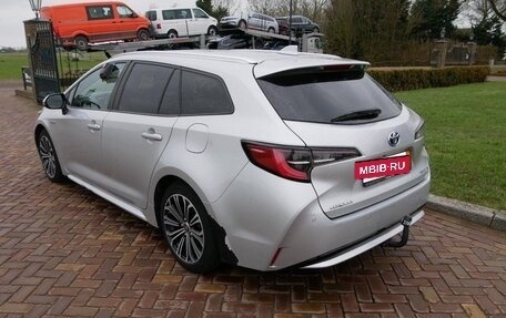 Toyota Corolla, 2021 год, 2 000 000 рублей, 7 фотография