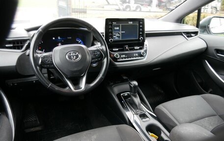 Toyota Corolla, 2021 год, 2 000 000 рублей, 11 фотография