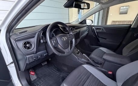 Toyota Auris II, 2018 год, 2 234 000 рублей, 9 фотография