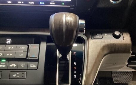 Honda Stepwgn IV, 2021 год, 1 710 000 рублей, 6 фотография