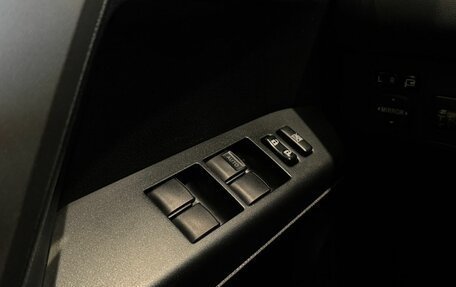 Toyota RAV4, 2016 год, 2 350 000 рублей, 21 фотография