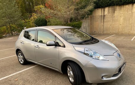 Nissan Leaf I, 2012 год, 600 000 рублей, 2 фотография