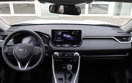 Toyota RAV4, 2025 год, 4 290 000 рублей, 19 фотография