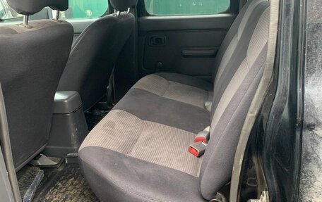 Nissan NP300, 2008 год, 950 000 рублей, 6 фотография