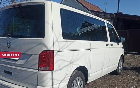 Volkswagen Multivan T6 рестайлинг, 2020 год, 4 500 000 рублей, 4 фотография