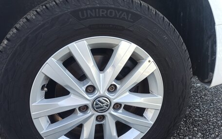 Volkswagen Multivan T6 рестайлинг, 2020 год, 4 500 000 рублей, 11 фотография