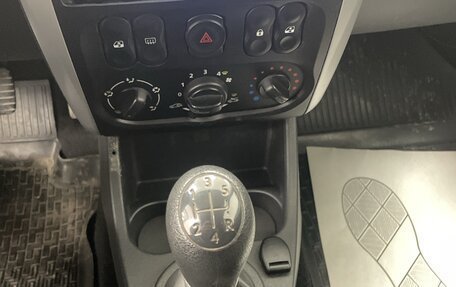 Nissan Almera, 2016 год, 650 000 рублей, 12 фотография