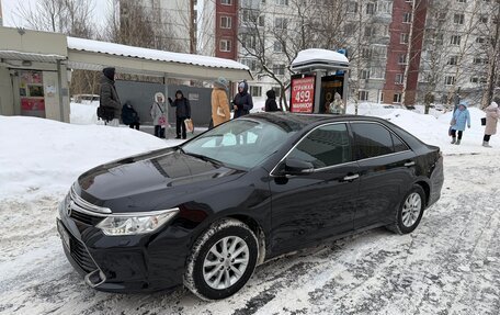 Toyota Camry, 2016 год, 1 990 000 рублей, 2 фотография