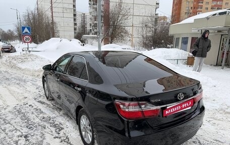 Toyota Camry, 2016 год, 1 990 000 рублей, 3 фотография