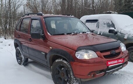 Chevrolet Niva I рестайлинг, 2011 год, 395 000 рублей, 2 фотография