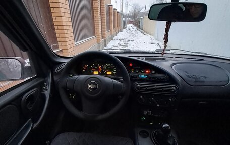 Chevrolet Niva I рестайлинг, 2011 год, 395 000 рублей, 9 фотография