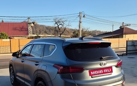 Hyundai Santa Fe IV, 2018 год, 2 500 000 рублей, 3 фотография